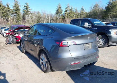 2022 Tesla Model Y Long Range Dual Motor All-Wheel Drive from USA, damaged, VIN 7SAYGAEE9NF522419